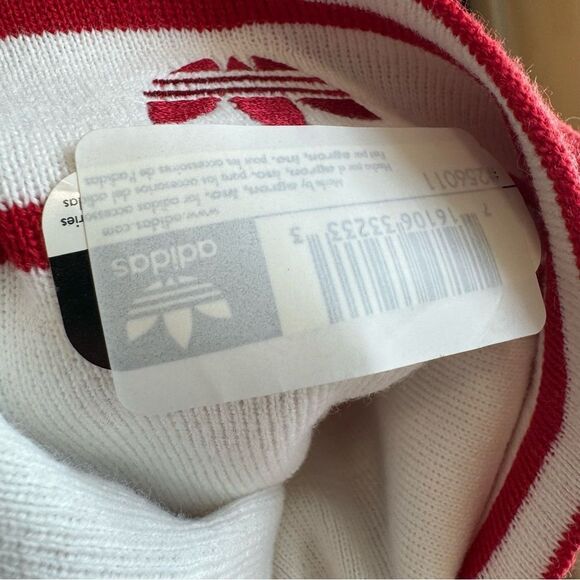Adidas Red Big Logo Vintage Beanie with White Stripes - Picture 4 of 6